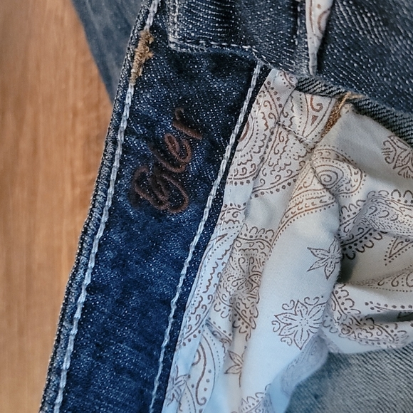 Vanity tyler 27x33 - Picture 6 of 6